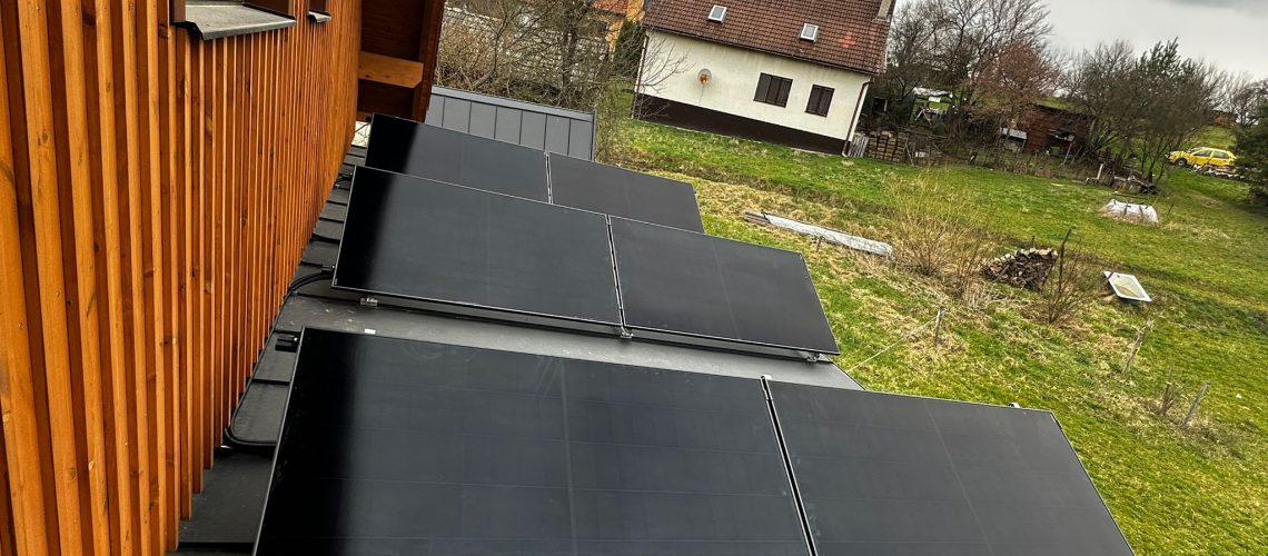 30b3775f-2632-4108-9e6c-03937651136a