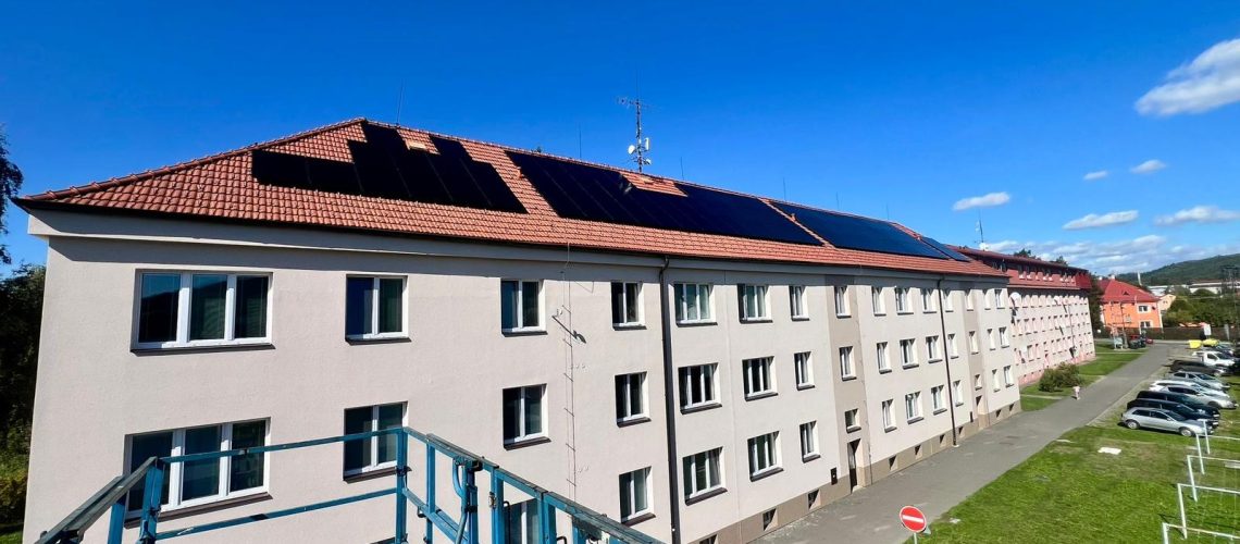 cb6f7bbb-b8ec-4c59-93ec-a6b36af59809